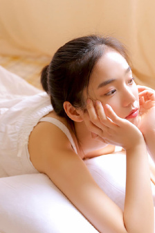 《丰满的女邻居》韩国